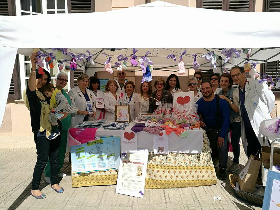 A Palermo, all'Ospedale Buccheri La Ferla con il Dott. Pomo, una giornata dedicata alle mamme, con i nostri body e le nostre borse per ricordare a tutti l'importanza delle raccomandazioni contro il rischio SIDS